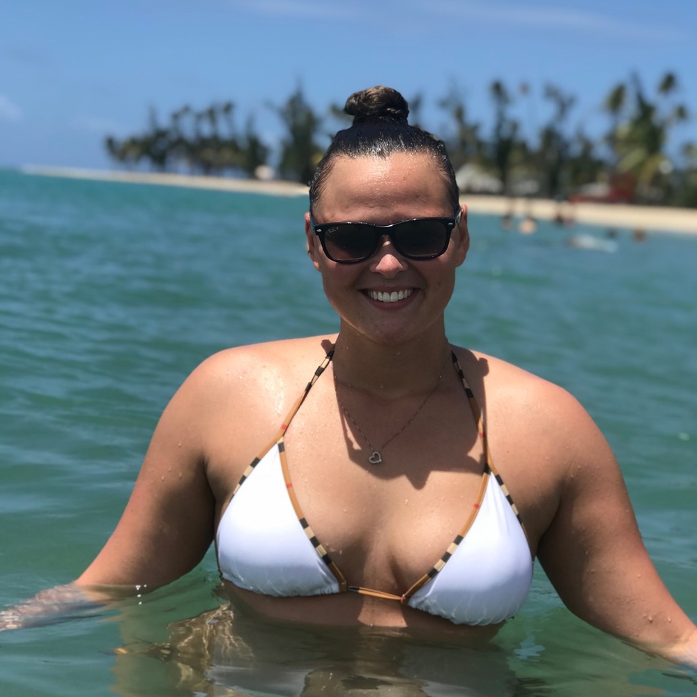Meet your Posher, Jillian